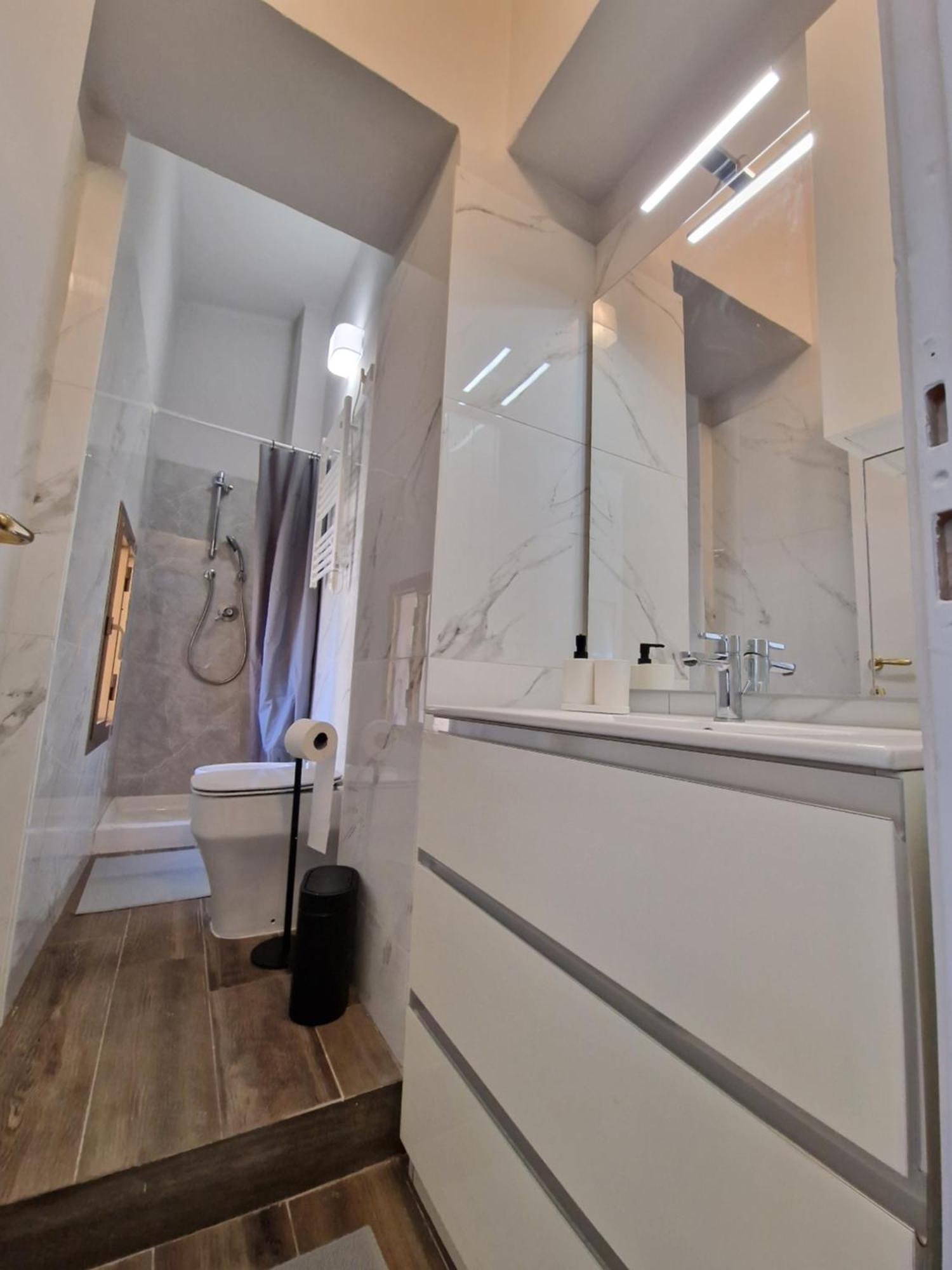 Casa Din Din Apartment Turin Exterior photo